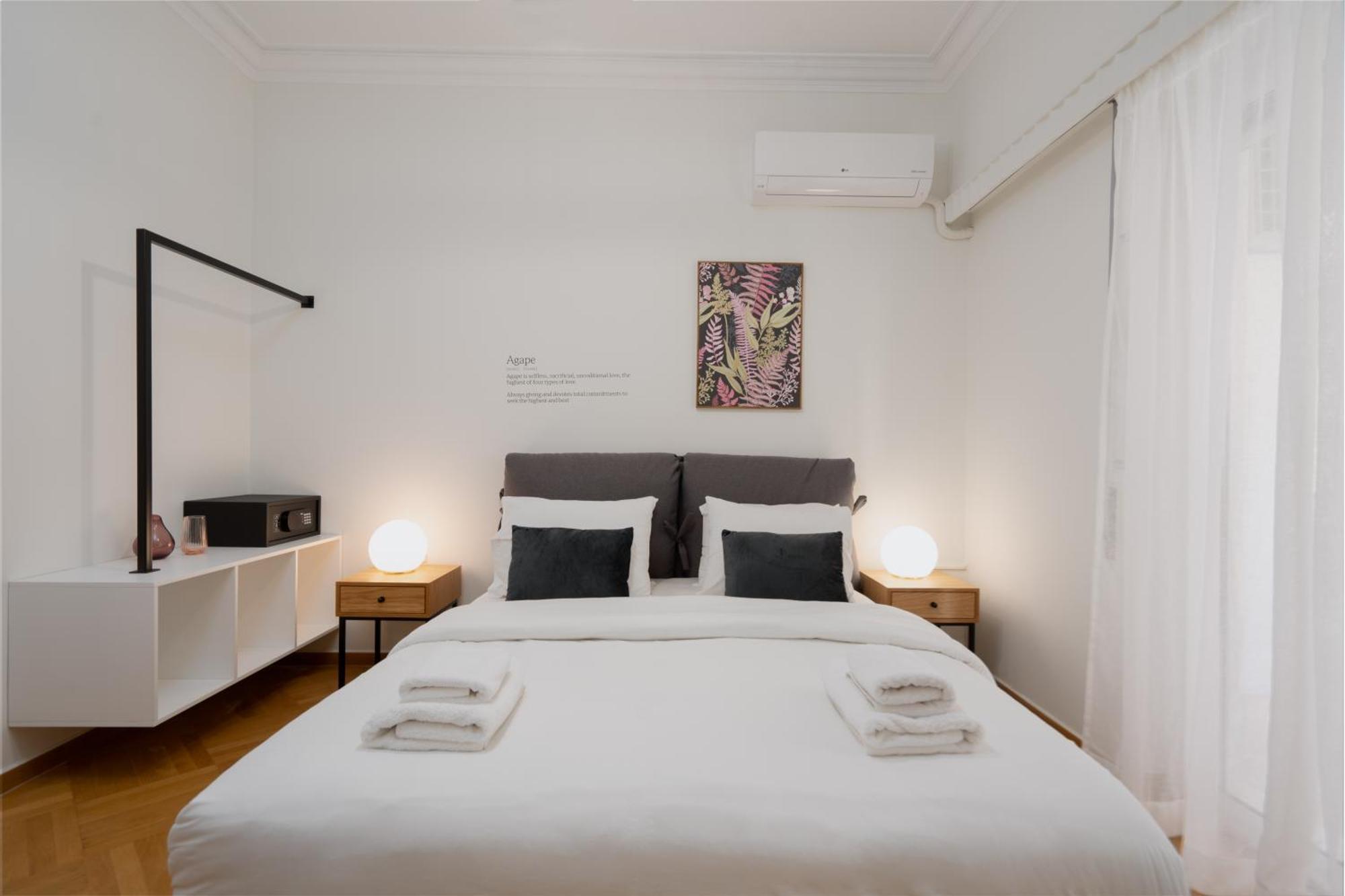 Metroscape Retreat Nearby Metro Station Apartment Athena Bagian luar foto